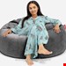  دارای روکش مخملی مبلی دیاموند ضخیم،دارای زیپ،جهت شستشوی روکش مخملدارای آستر مقاوم ودارای زیپ،جهت شارژ یا تنظیم ارتفاع،به وسیله کم یازیاد کردن مواد داخل آستر باتوجه به وزن شخصمواد داخل=گرانولهای یونولیت ساچمه ایابعاد ⬇️قطر ۱۲۰ سانتارتفاع ۷۰ سانتارتفاع نشیمن حدود ۴۰ سانتوزن حدود ۵ کیلو گرمسبک وقابل حملمناسب تمام سنینمتناسب با دیزاین داخلی با توجه به تنوع رنگ بالاجنس پارچه بسیار مقاوم ولطیف بدون محدودیت وزنیجهت انتخاب رنگ واستعلام قیمت به روز تماس بگیرید📞